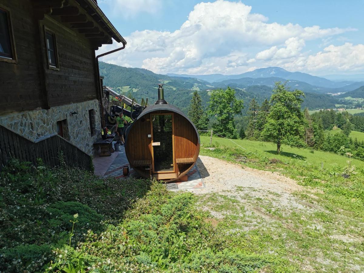 Apartments Petek Gornji Grad Bagian luar foto